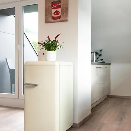 Haus Hanghuhn Апартаменты Буллай