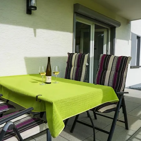 شقة Haus Hanghuhn *