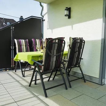 Haus Hanghuhn Апартаменты Буллай