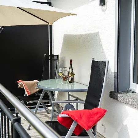 Haus Hanghuhn * Буллай