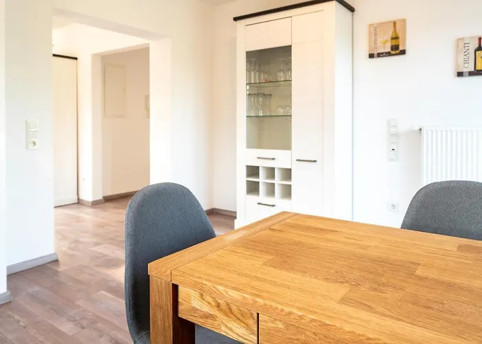 شقة Haus Hanghuhn *