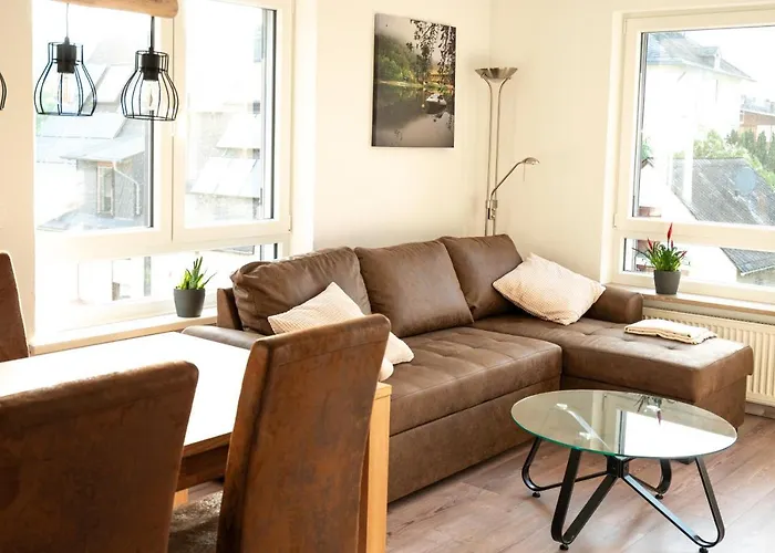 Haus Hanghuhn Lägenhet Bullay